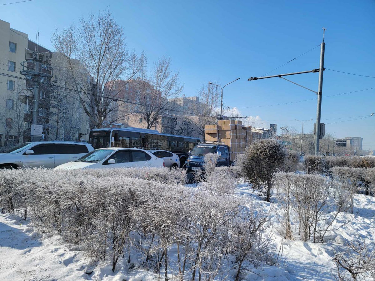 Улаанбаатарт цэлмэг, өдөртөө -10-12 градус хүйтэн байна