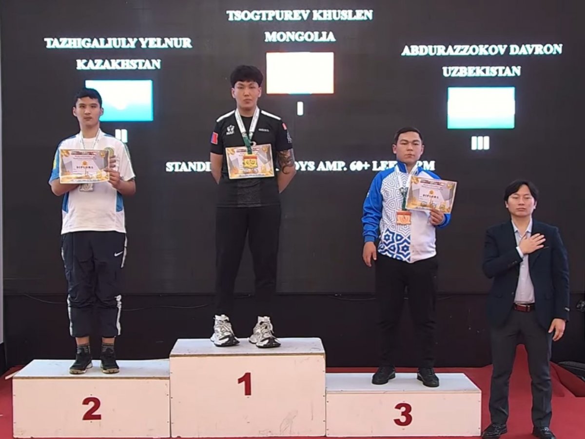 Монголын пара гар барилдааны тамирчид Дэлхийн цомоос 7 медаль хүртлээ