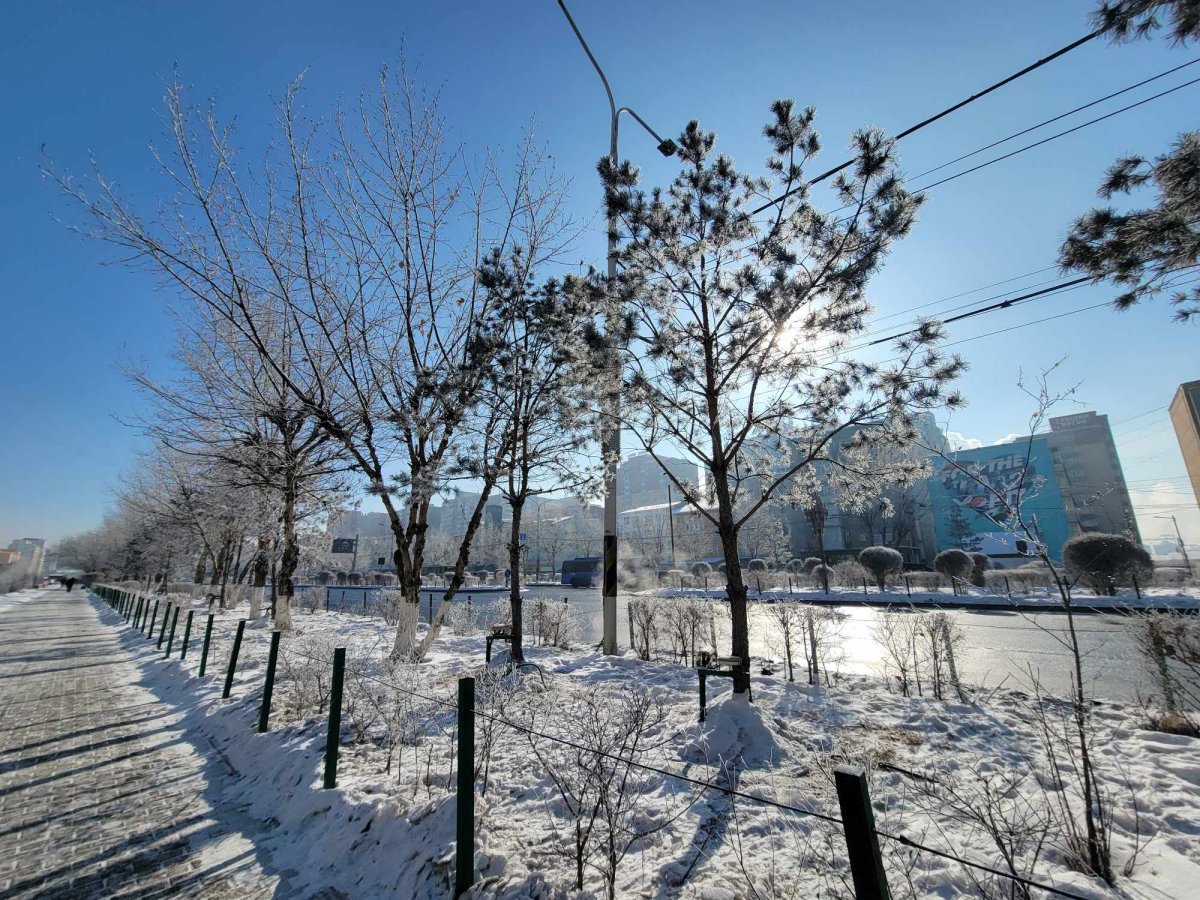 Улаанбаатарт цас орохгүй -5 хэм хүйтэн байна