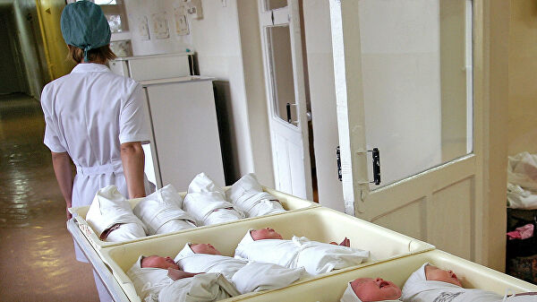 Сонирхолтой статистик: Хайрын баяртай холбоотой нэртэй хүмүүстэй танилц