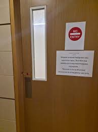 Бусдыг дээрэлхэж, зодсон 5 хүүхдийг яллагдагчаар татан, нэгд нь хилийн хориг тавьж, "Шангри Ла" худалдааны төвийн аваарын шатны хэсгийг битүүмжлүүлжээ