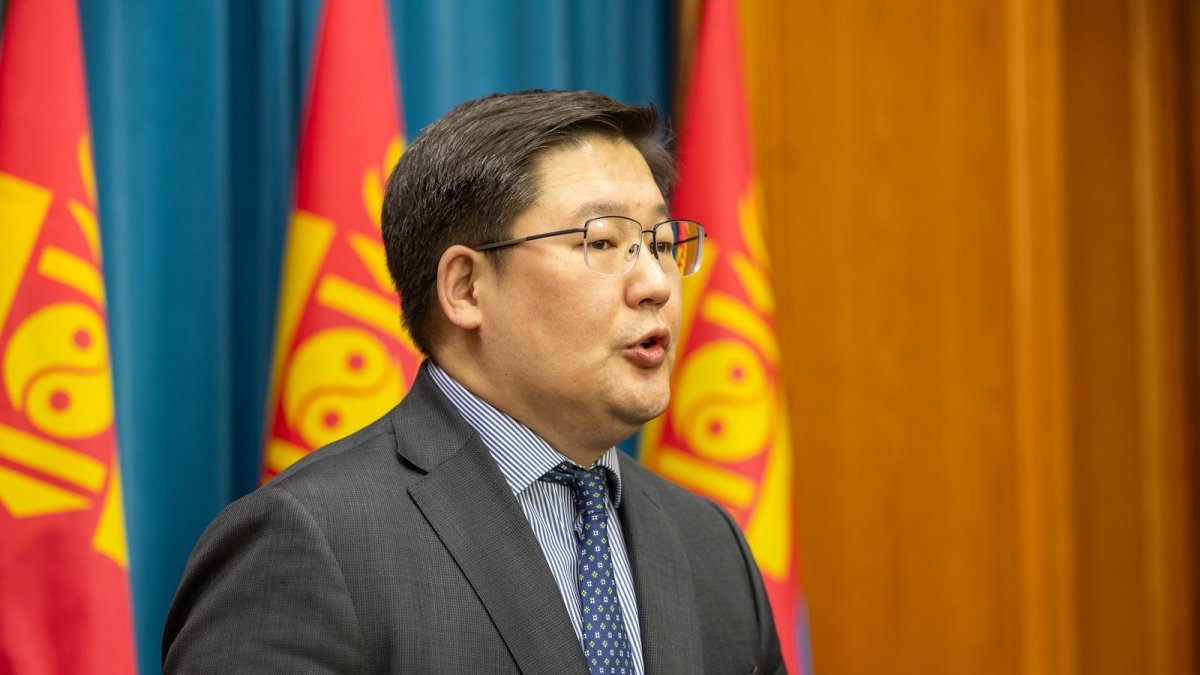 "Л.Оюун-Эрдэнэ эрээ цээргүй, юу ч хийж мэдэх хүн юм. Би "Бодь" группт ажиллаж байгаагүй"