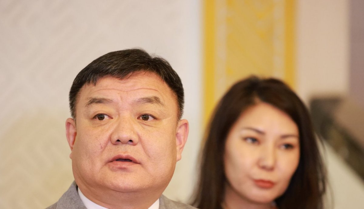   Р.Батболд: Батын Батбаатарыг Засгийн газрын гишүүнээс нэн даруй чөлөөлөх шаардлагыг Ерөнхий сайдад хүргүүлж байна