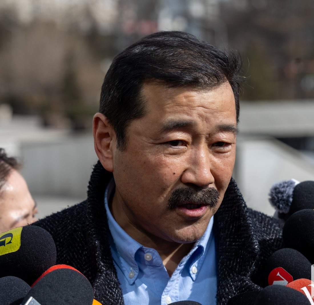 Н.Учрал дарга ажлаа өгнө гэсэн зүйл өчигдөр яриагүй