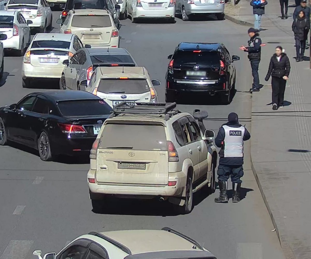 Тээврийн хэрэгслийн улсын дугааргүй замын хөдөлгөөнд оролцвол 25,000 төгрөгөөр торгож, хариуцлага тооцно