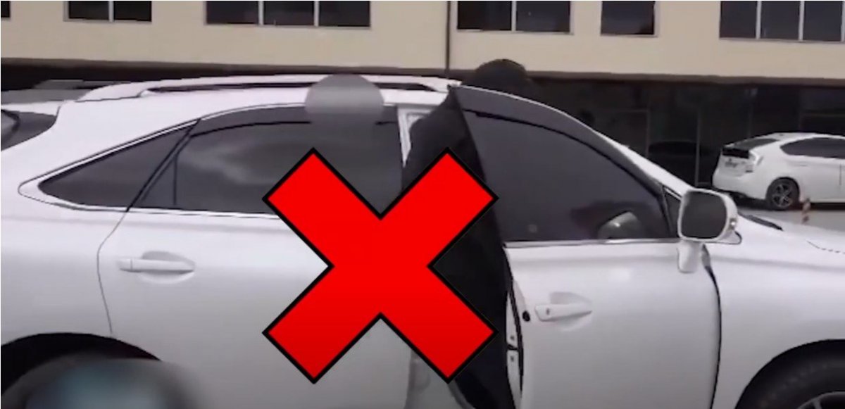 13-14 насны хүүхдүүд төрөх эмнэлгийн гаднаас автомашин хулгайлжээ