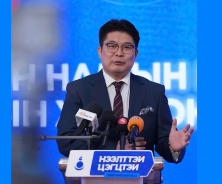 ТАНИЛЦ: Нийслэлийн Ардчилсан намын даргаар сонгогдсон Б.Ган-Очирын ХОМ