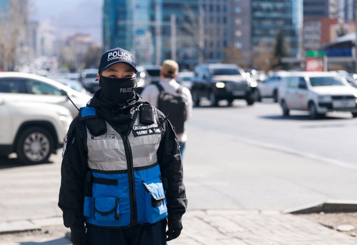 Скүүтер, мопедтой иргэд ихэвчлэн чихэвчтэй, хоёулаа сундалж явж байгаа нь эрсдэлийг нэмэгдүүлж байна