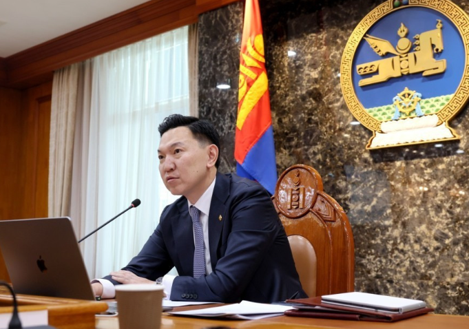 Намаа авлигачдаас чөлөөлөх МАН-ын дарга Н.Учралын тэмцэл