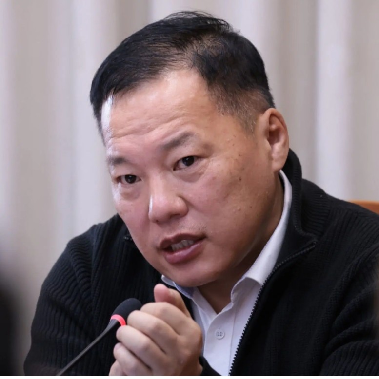 О.Цогтгэрэлийн арчаагүйгээс болж Ардчилал аюулд орлоо...