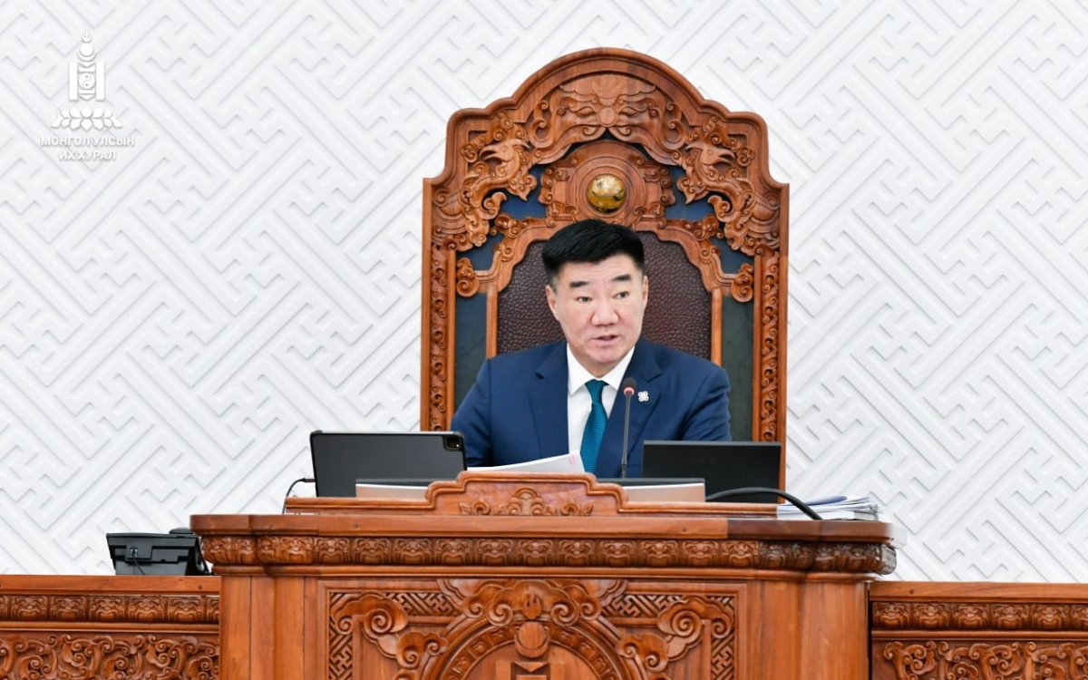 Улсын Их Хурлын гишүүнийг эгүүлэн татах тухай Монгол Улсын Ерөнхийлөгчийн санаачилсан хуулийн төслийг хэлэлцэх, эсэх хэлэлцүүлгийг явууллаа