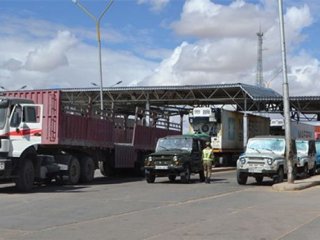 Замын-Үүд-Эрээн авто замын боомтын ачаа тээврийн хэсэг уртасгасан цагаар ажиллана