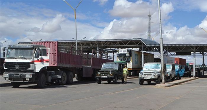 Замын-Үүд-Эрээн авто замын боомтын ачаа тээврийн хэсэг уртасгасан цагаар ажиллана