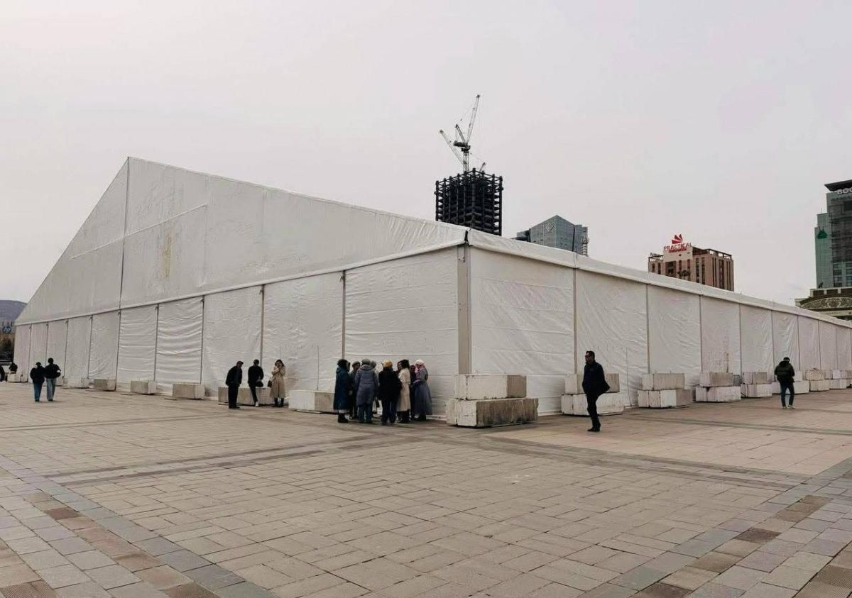 Төв талбайн асарт зохион байгуулахаар төлөвлөсөн арга хэмжээнүүдийг цуцалж, өнөөдрөөс буулгана