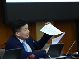 С.Баярцогт: Намайг намаа ялагдуулна гэж байгаа нь зүгээр л фантааз