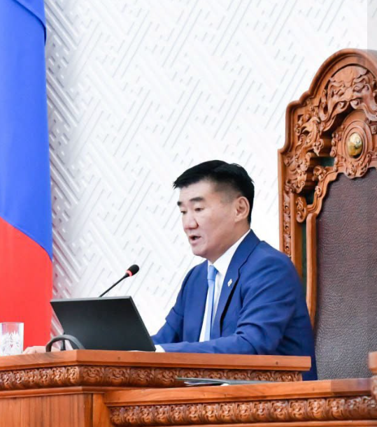 С.Бямбацогт: Анхны орон сууцаа авсан иргэдээ татвараас чөлөөлж, борлуулахад нь оногдуулж байсан 2 хувийн татварыг тэглэлээ