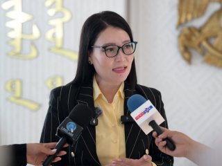 Б.Сэмжидмаа: Зөвшөөрлийн шинжтэй 103 бүртгэлээс нийслэлийн бизнес эрхлэгчдийг чөлөөллөө