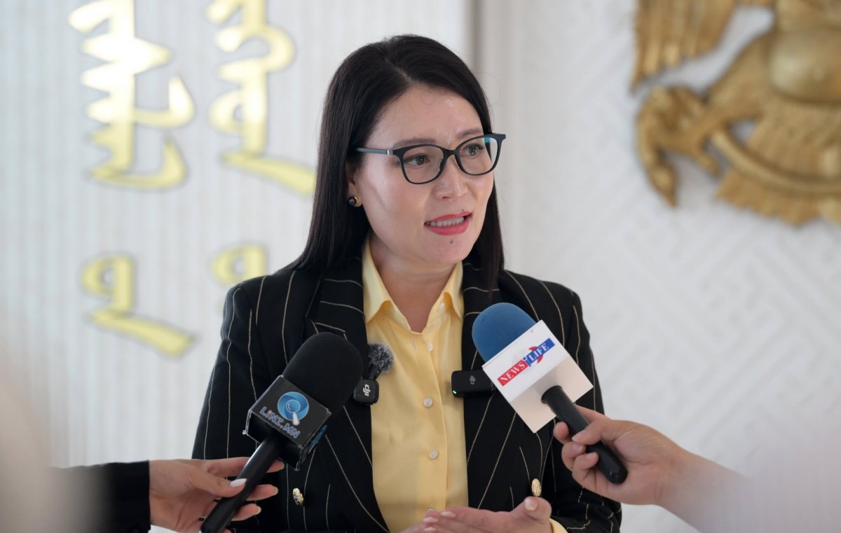 Б.Сэмжидмаа: Зөвшөөрлийн шинжтэй 103 бүртгэлээс нийслэлийн бизнес эрхлэгчдийг чөлөөллөө