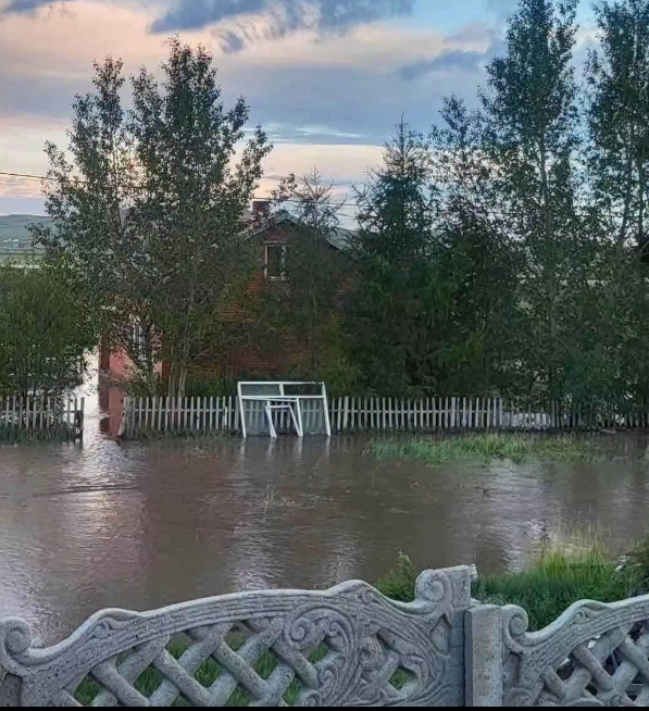 Маргааш Булган, Орхон, Сэлэнгэ аймгийн нутгаар усархаг бороо орно