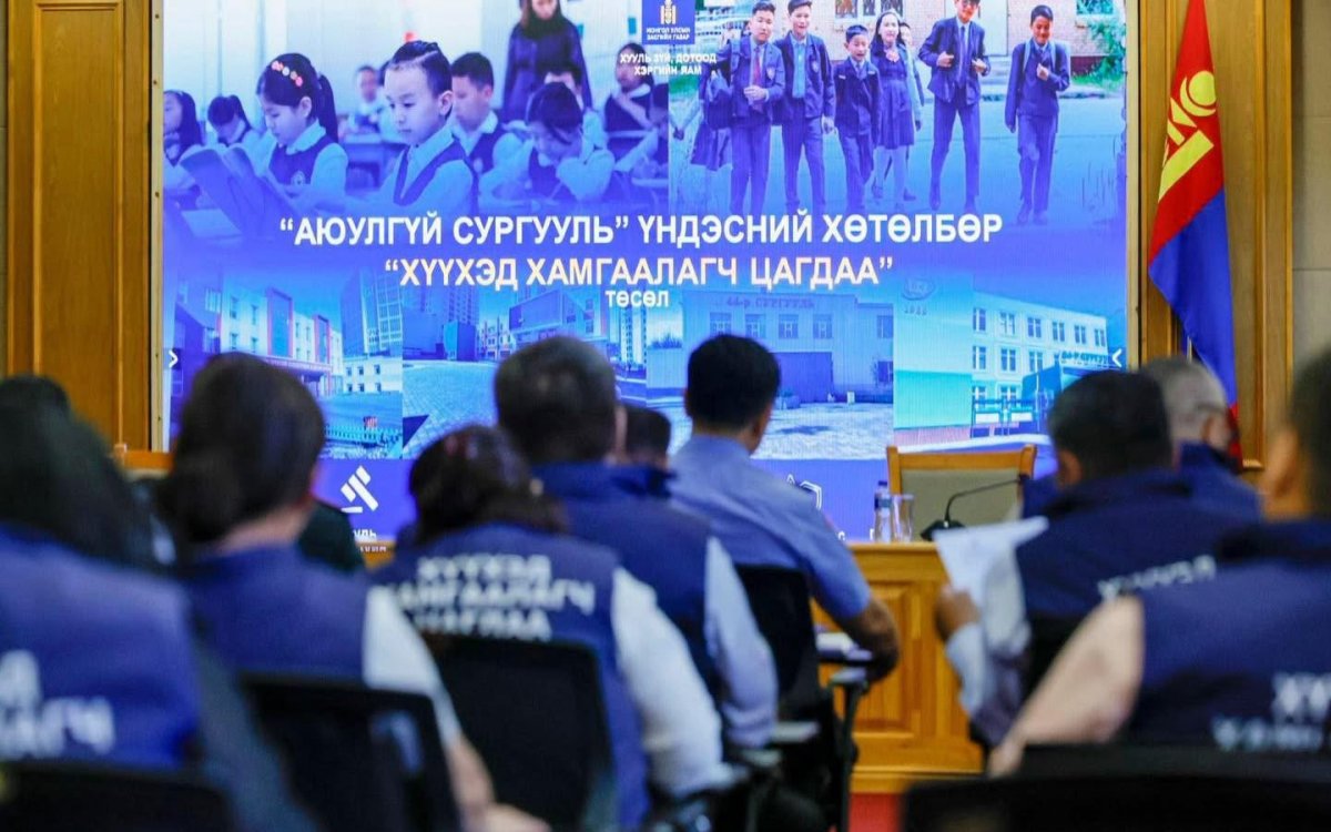 Тэтгэвэрт гарсан цагдаа нар сургуулиудад &ldquo;Хүүхэд хамгаалагч цагдаа&rdquo;-гаар ажиллана