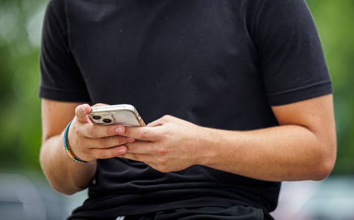 Сошиал буллид сайн юм бас байна