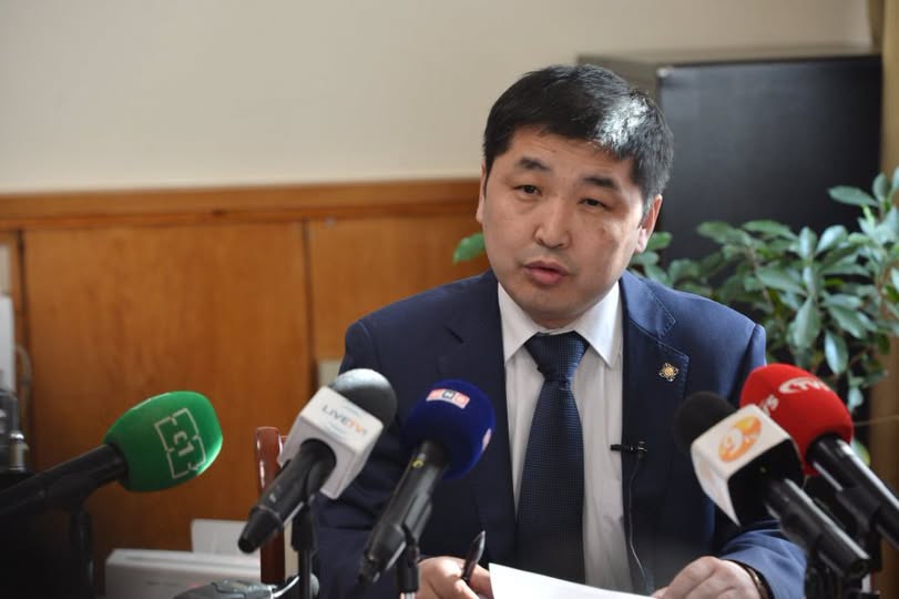 Хуульч О.Баасанхүү: Надад олон казах найз бий. Надтай уулзаж, танилцаж явсан казах хүмүүсийн дунд муу, муухай хүн нэг ч таарч байгаагүй