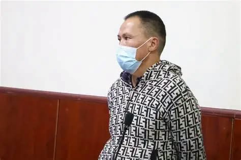 М.Батчулуунд бүх насаар нь хорих ял оноосон Анхан шатны шүүхийн шийдвэрийг хүчингүй болгожээ