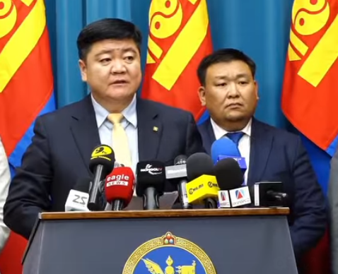 Ц.Сандаг-Очир: Нөмрөгийн дархан цаазат газрын зэрлэг амьтад шатаагүй 20 орчим хувьд нь байгаа